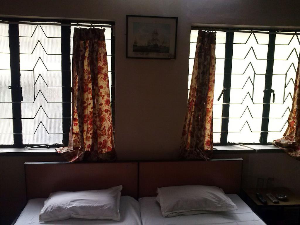 Capital Guest House Kolkata Exterior photo